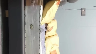 哥哥不在家，趁机多姿势后入嫂子