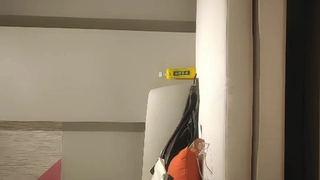 肉丝空姐人这么漂亮，奶头却如此之黑。