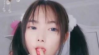 阿里元境丝袜人妻半露脸口交