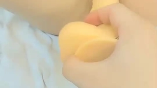 颜值不错眼镜萌妹【可爱的小骚】沙发大黑牛振动棒自慰，口交炮友后入抽插很是诱惑喜欢不要错过