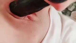 日本网站大全跪求舔鸡巴让哥哥们狠狠拍打她，操完后必须射给小母狗脸上